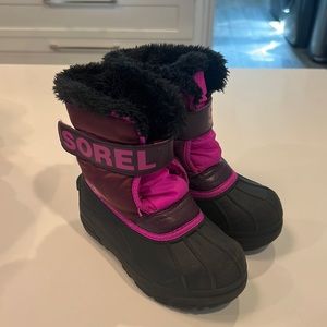 Girls Sorel snow boots.